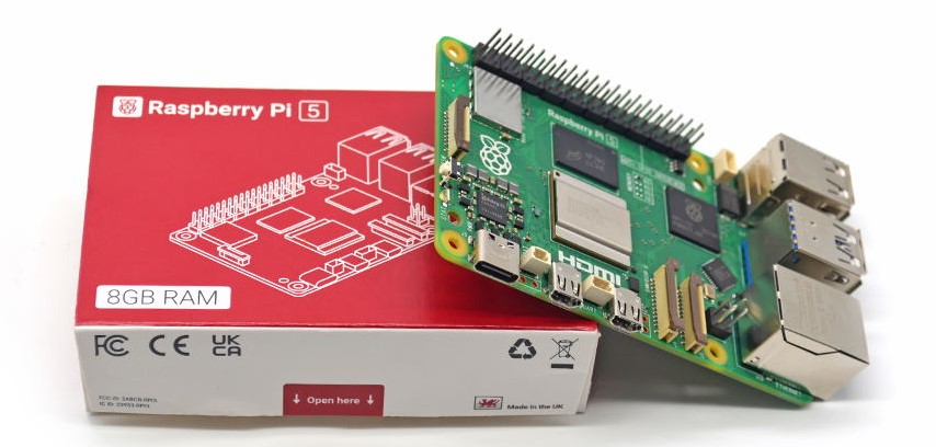 オリジナル新開発ボードキット Raspberry Pi 5  - Raspberry Pi 5 8Gb Kit のレビューと価格
